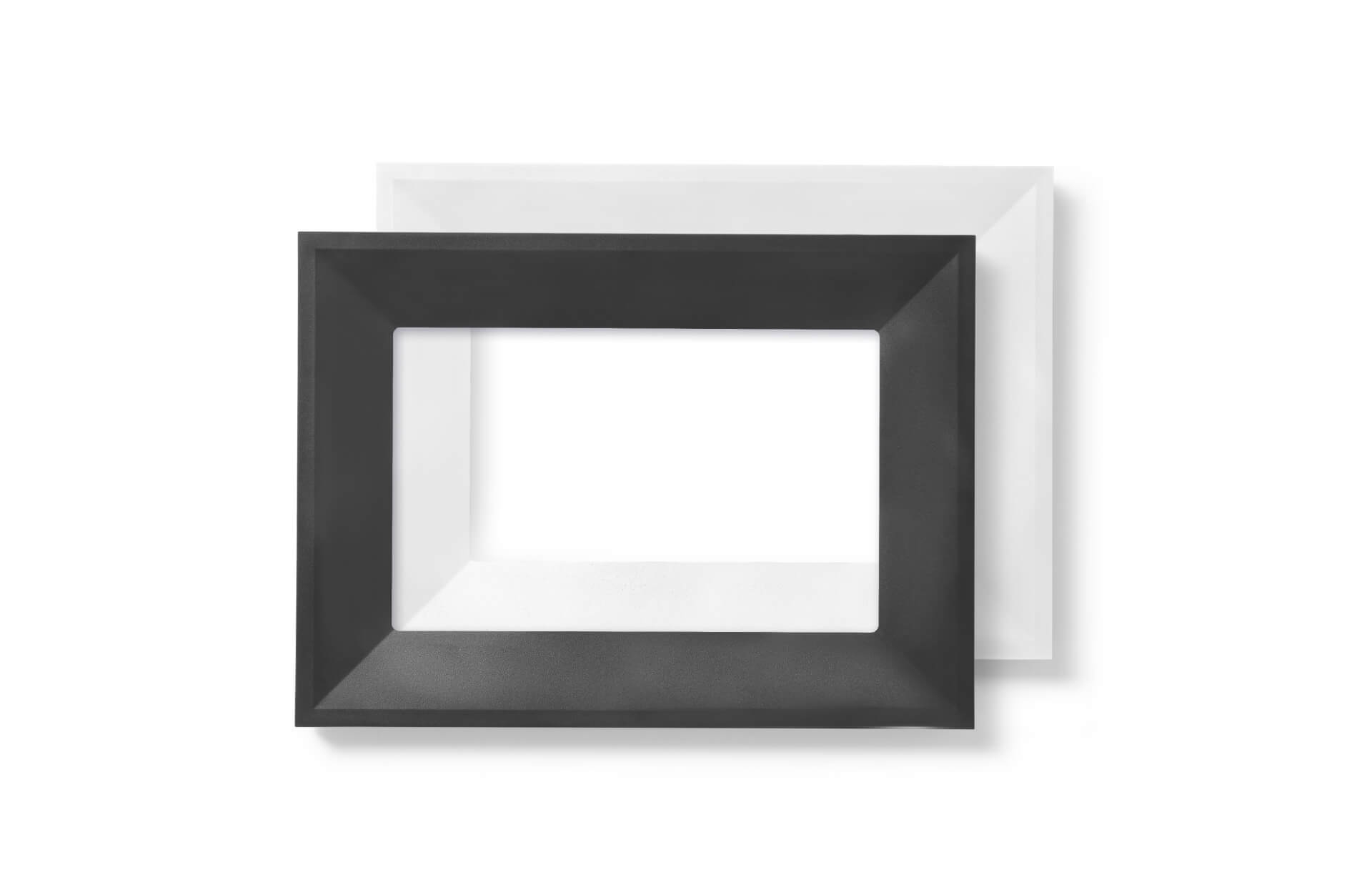 Cover Walnut Frame 2